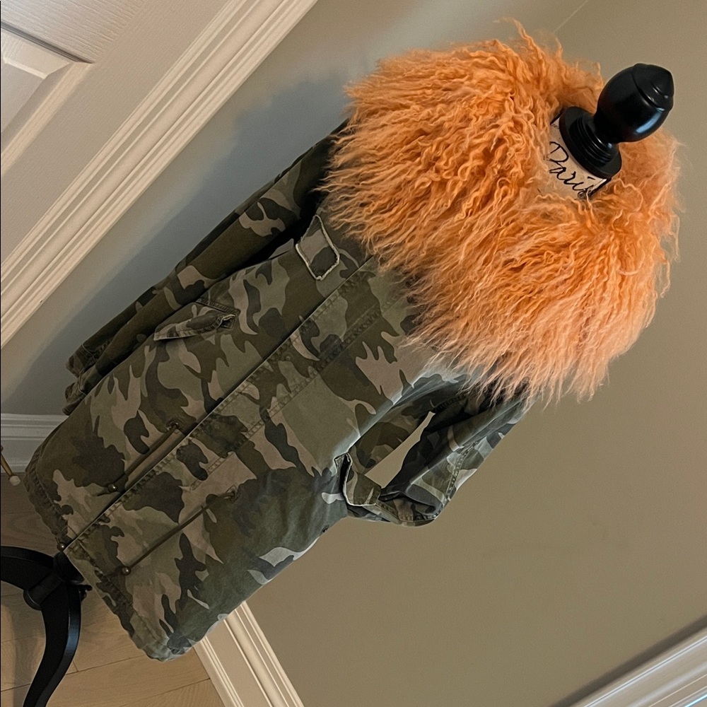 Mr & Mrs Italy Camouflage Jacket with fur collar